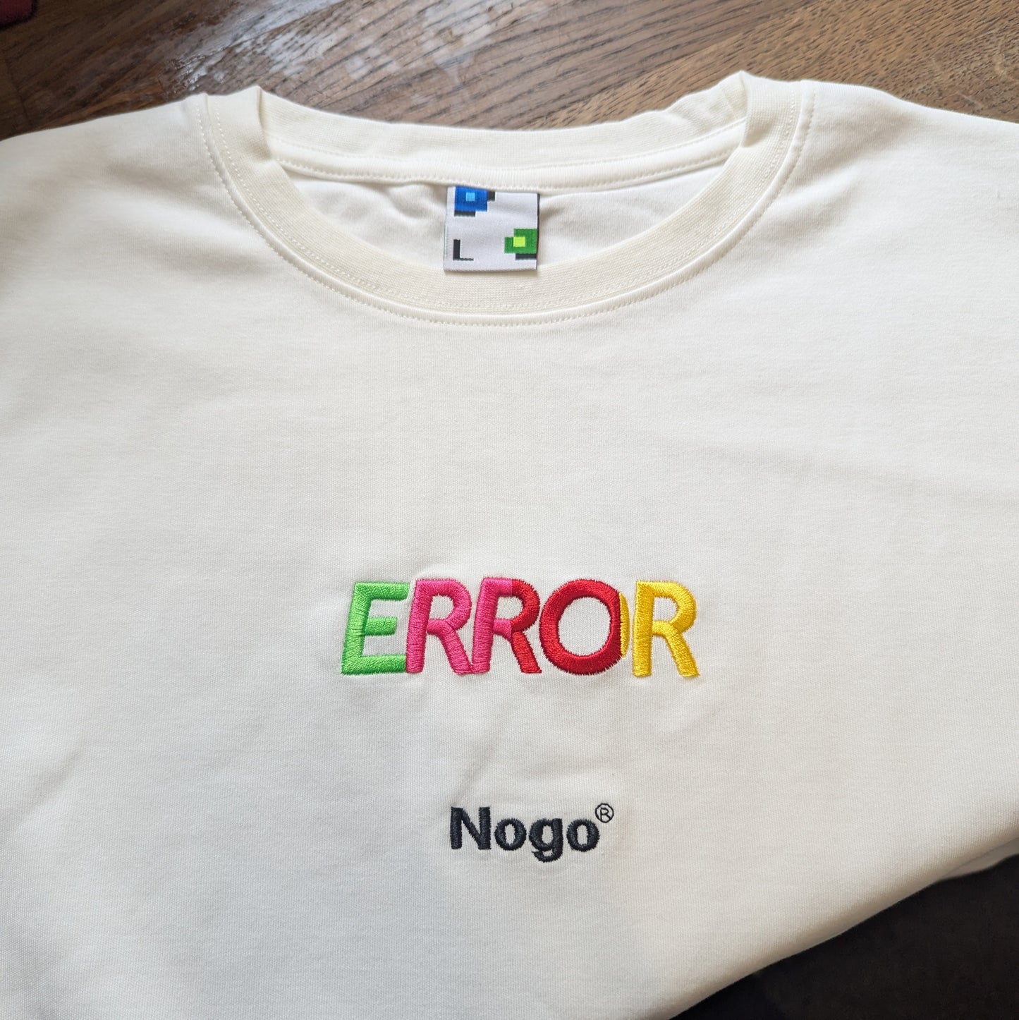 T-shirt COULEUR ERREUR