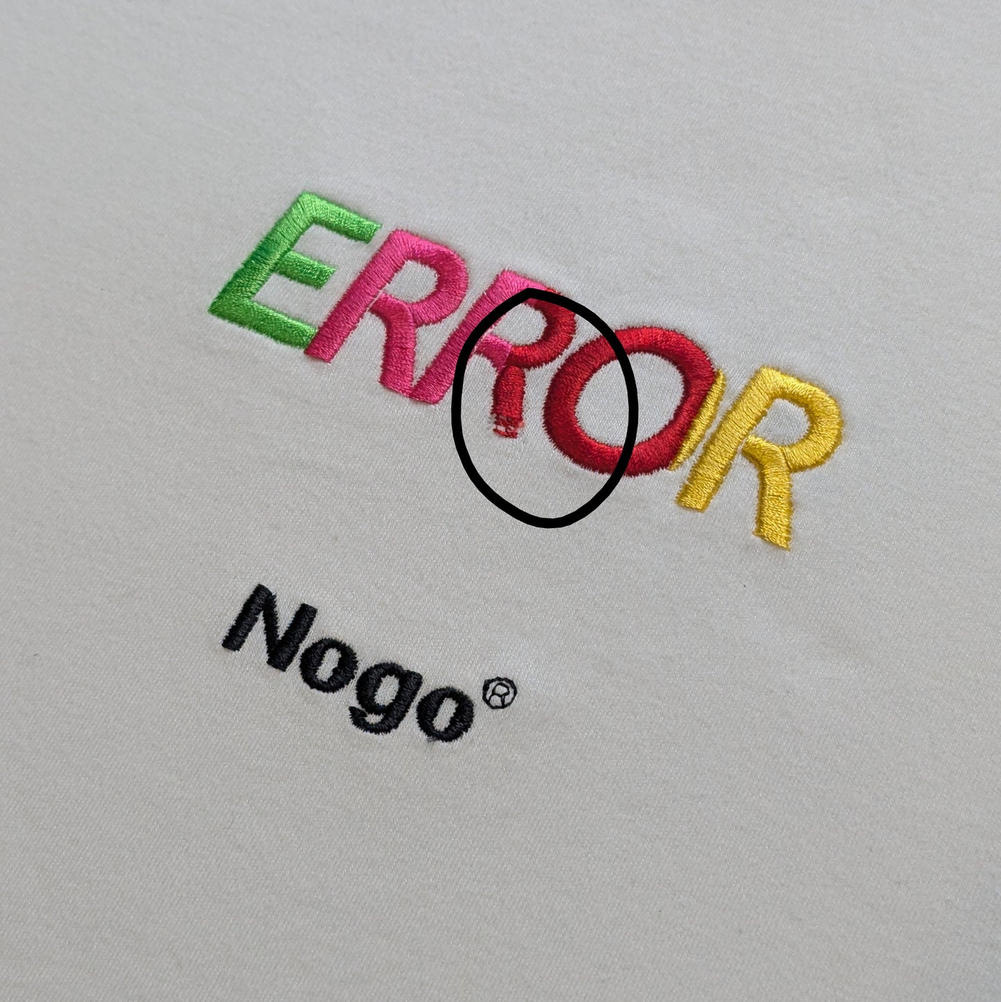 T-shirt COULEUR ERREUR