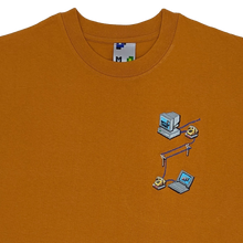 Lade das Bild in den Galerie-Viewer, Dial Up T-Shirt Orange
